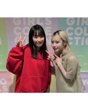 Mizuki Kayashima Instagram - ⁡
TGCありがとうございました〜！
うちわやボードまで嬉しかったです🫶🏻
⁡
舞台裏では久しぶりの再会だったり、今一緒に頑張ってるみんなとTGCの場で会う事が出来て幸せでした‪☺︎‬‪