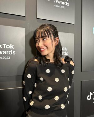 Mizuki Kayashima Instagram - ⁡
TikTok Awards Japan 2023にて
「最高の教師」が"TikTokトレンド大賞"スポーツ&エンタメ部門を受賞しました！
⁡
⁡
みんなを代表して監督と愛流くんと授賞式に参加ささせて頂きました。
⁡
⁡
⁡
見てくださった皆様ありがとうございました。
