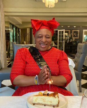 Mmabatho Montsho Instagram - Happy birthday Mommy lo Ma. Blessings in your new year 🎈🎈🎈