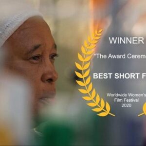 Mmabatho Montsho Instagram - Small budget, Big heart. 
Thank you for all your well wishes, WE WON BEST SHORT FILM at @worldwidewomensfilmfestival in Arizona, USA this weekend. Cast and Crew, our work speaks for itself. Cheers to us. 🎊🎉