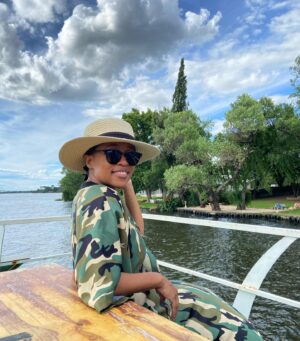 Mmabatho Montsho Instagram - God bless and guide your 2024 ❤️
