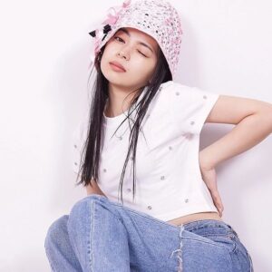 Moe Kamikokuryo Instagram - ⁡
ar 5月号 本日発売です🫧
⁡
「大人の韓国ビューティー」
のページです💄💋
⁡
ぜひチェックよろしくお願いします😌🎀
⁡
⁡
#ar
#ar5月号