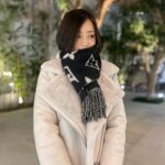 Moemi Katayama Instagram – ❄️

今年は暖冬なので油断してたけど
冬なのですよね❄️
風邪などに
お互い気をつけましょうね…☃️

#moemikatayama 

【注】
今日（雪の日）はこんな薄着ではないです。防寒一択です。