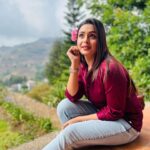 Mokksha Instagram - I am the Colour of my own canvas 😋😄 Captured by @frosh.ambitious Makeup and hair @bercy_alex #mokksha #born #queen #kodaikanal #diaries #tamil #film #nature #lover
