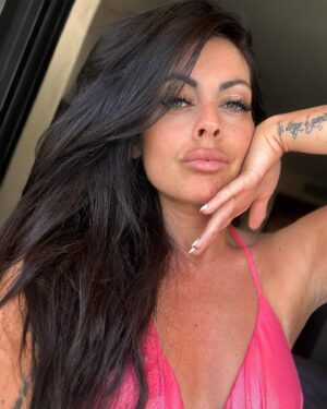 Molie Pasqualini Instagram - 🔥💕