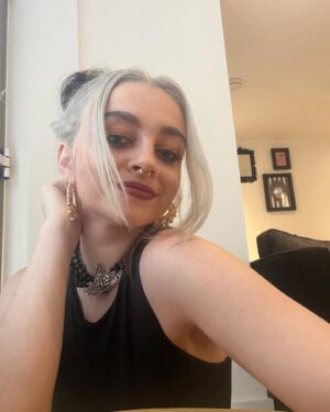 Mollie Gallagher Instagram - we got some more blonde x