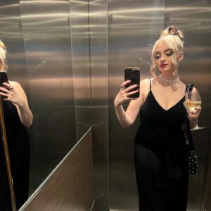 Mollie Gallagher Instagram - don’t spill ya wine