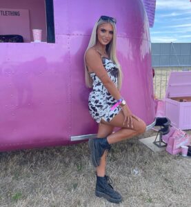 Mollie Salmon Top 100 Instagram Photos and Posts