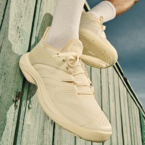 Molly Cranna Instagram - Big big dream shoot for @corridor x @kswiss @racquetmag ft. @binoymusic and @baileypilbeam // styling by @thecharlotteroyal // HMU @joannawoodmakeup // production @circadianpictures @michaelscottklein // thanks 1mil to @_caitlin_thompson @jonttang @brandoncapps and Frederic De Beule