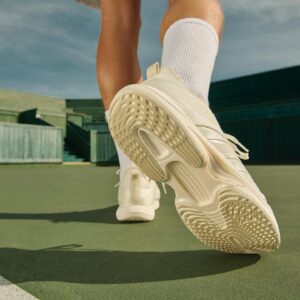 Molly Cranna Instagram - Big big dream shoot for @corridor x @kswiss @racquetmag ft. @binoymusic and @baileypilbeam // styling by @thecharlotteroyal // HMU @joannawoodmakeup // production @circadianpictures @michaelscottklein // thanks 1mil to @_caitlin_thompson @jonttang @brandoncapps and Frederic De Beule