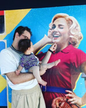 Molly Ephraim Instagram - We had to visit Big Mommy 🥹💕 So grateful y’all are loving our show! We love you, too! @leagueonprime