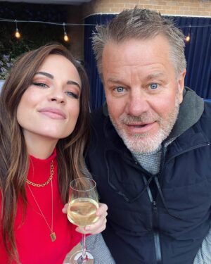 Molly Burnett Instagram - So grateful for this life, so grateful for my loves, and so grateful for all of you. Cheers on this weekend of giving thanks 🥂♥️
