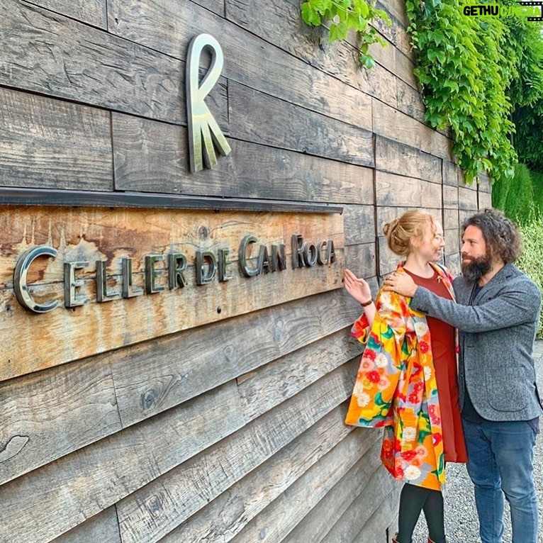Molly C. Quinn Instagram - Thank you @cellercanroca for one incredible unforgettable meal 💛 Thank you @katesiegelofficial for capturing this romantic photo 👯‍♀ Thank you @flanaganfilm for letting us share in your birthday celebrations 🥳 Thank you @theyearofelan for falling in love with me as hard as I fell in love with you 🐢