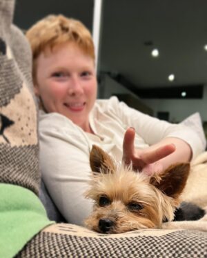 Molly C. Quinn Instagram - There comes a time in every dog’s life, when they must abandon our world, and leave their loved ones behind, in order to travel to their final destination: Planet Dog. 

Yesterday was that day for Piper. 

She was born on October 4th, 2009, and gifted all who knew her with over 14 years of joy, laughter, and demands for food. She held many great titles over the course of her tenure, including gate defender, snack lieutenant, and pupperoni sommelier, before being promoted to her highest post: Secretary of the Interior (of our hearts). 

Piper was a wonderful role model to her younger sister, Pikachu, and to her roommates, Molly and Elan. 

All who spent time with her were charmed by her commanding presence despite being the size of a small bird. 

In accordance with tradition, as she travels to Planet Dog, she will watch her loved ones via satellite feed, as they mourn her departure while celebrating her life: a life that was full of adventure, great food, and an abundance of hugs and kisses. 

She stayed on Earth for 5,117 days, and in every single one of them, she was loved beyond measure, and she gave love back, without hesitation or restraint. 

Our hearts are broken, but that’s okay, because they are also very full, and continue to be filled, again and again, with memories and stories and dreams of Piper, our sweetest little friend. She was, and will continue to be, the foundation that our small family is built upon, and that is something that can never change. 

Her final wish was to let everyone know she had a great time, she lived her life to the fullest, and she wants you to do the same. 

To honor her memory and her trip to Planet Dog, please have a bite of salami today, and as the salty cured meat dances on your tongue, know that she is with you. 

We love you, Piper. We’ve always loved you. And we will always love you. 

Piper forever. Pikachu forever. Mulu forever. Emu forever. Family forever. To Planet Dog and beyond.