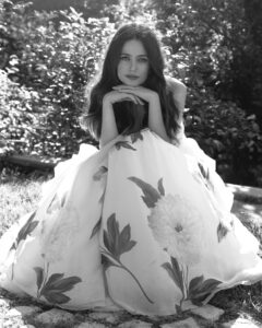 Molly Gordon Instagram - very candid photos @vanityfair