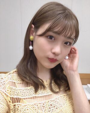 Momoka Ishida Instagram - 最近は黄色ブームきてる
暖かくなったらいっぱいワンピース着たい