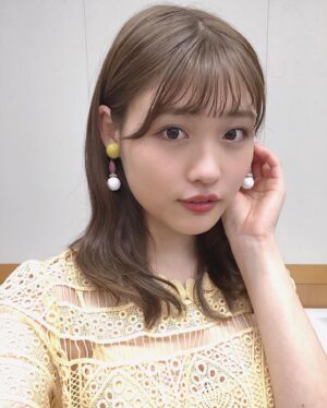 Momoka Ishida Instagram - 最近は黄色ブームきてる
暖かくなったらいっぱいワンピース着たい
