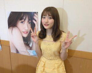 Momoka Ishida Instagram - 写真集「MOMOKA」オンラインイベント
沢山のご参加ありがとうございました〜🌼
手元に届くの楽しみにしててくださいっ

#石田桃香1st写真集 #石田桃香