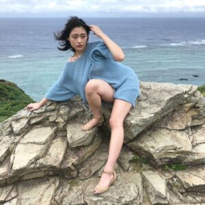 Momoka Ishida Instagram - 2020ありがと〜🌍

#石田桃香1st写真集 #2021年2月発売 #オフショット
#photography #photomodel #gravure