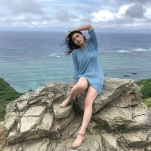 Momoka Ishida Instagram - 2020ありがと〜🌍

#石田桃香1st写真集 #2021年2月発売 #オフショット
#photography #photomodel #gravure