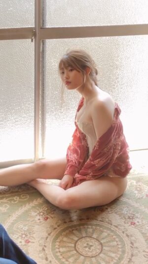 Momoka Ishida Instagram - 「週刊プレイボーイ」発売中です☺︎
見てほしいなあ〜