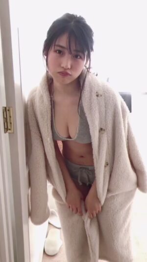 Momoka Ishida Instagram - 発売中「漫画アクション」📸
もうみてくれましたかー！

#漫画アクション #石田桃香 #グラビア #photography #photomodel #gravure