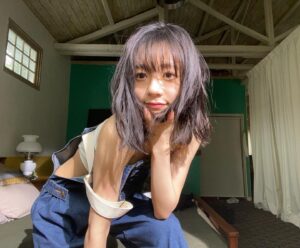 Momoka Ito Instagram - ✌️☆
#写真集 
#オフショット