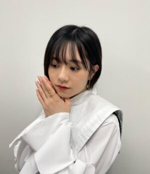 Momoka Ito Instagram - 🤍🖤
#リング 
#ピアス 
#アクセサリー 
#ハートビートボート