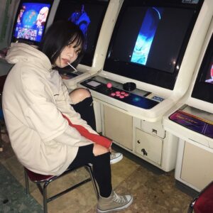Momoka Ito Instagram - 治安。
#ゲーセン 
#フード 
#チュッパチャプス