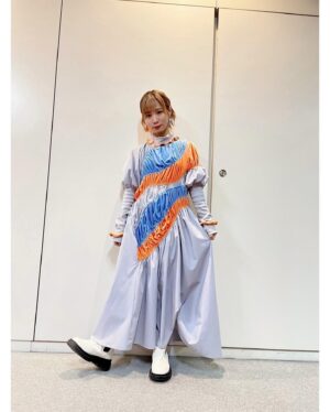 Momoko Gumi Company Instagram - 『TEPPEN』

hairmake @aoiokiraku 
styling @_ayanootaki_ 

#TEPPEN
#モモコグミカンパニー