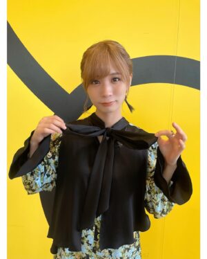 Momoko Gumi Company Instagram - HTB「イチモニ！」
styling  @stylist_yuya 

＃モモコグミカンパニー
#イチモニ 
#札幌