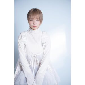 Momoko Gumi Company Instagram - 【お知らせ】
2024年2/14 『解散ノート』を文藝春秋から刊行いたします。
「解散宣告」から東京ドームの日までの約3年半をリアルタイムで綴ったドキュメンタリーエッセイとなっています。
本日より予約受付中です。

#BiSH
#モモコグミカンパニー 
#解散ノート 
#文藝春秋
