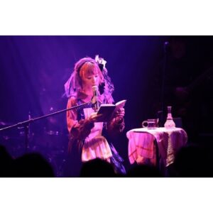 Momoko Gumi Company Instagram - 2024.1.31（momo）『どこにもない日』東京公演

thank you for all

#モモコグミカンパニー 
#どこにもない日 

photo by @maminait
styling @stylist_yuya 
hairmake @aoiokiraku