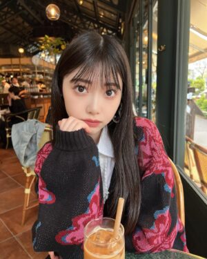Momona Kohama Instagram - 🩵
4月の  #コハマキロク 

5月もよろしくね🌈