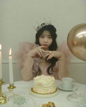 Momona Kohama Instagram - お知らせです🪄◝✩

🎂小浜桃奈生誕祭2024🎂
祝ソロデビューライブ 「小浜アイドルやっちゃいます♡」

8月25日(日)に開催させて頂きます💖

小学生の頃から今まで、ずっと夢見ていたアイドル。
どうしてもその夢を諦められなくて沢山大人の方と話し合った結果、ついにこの夏初めてのソロライブをさせて頂けることになりました🎤
そして、今回のライブのためにオリジナル曲も制作しています🎼
その記念すべきソロデビューの瞬間、夢が叶う始まりの瞬間を会場で見届けて頂きたいです✨
絶対に！！！8月25日会いに来てください💖

※ちなみに誕生日は4月2日で8月末開催のイベントタイトルに生誕祭って入ってるのはもう全然意味がわからないのですが、今年も出来てなかったので許して下さい🫣

#小浜アイドルやっちゃいます