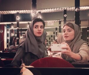 Mona Ahmadi Instagram - شنيدن . Turin