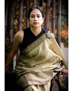 Actress Mona Kakade HD Instagram Photos and Wallpapers October 2023