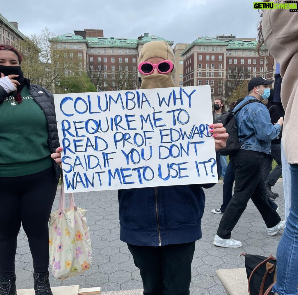 Mona Chalabi Instagram - 1. Columbia university, October 19, 2023 (I left the ceremony early) 2. An email to the President of Columbia, sent March 2, 2024 (she did not reply) 3. A student protester at Columbia, April 18, 2024 via Tarik_Endale on Twitter 4. An article from YDSA, November 20, 2023 Solidarity with the brave students of Columbia 🖤