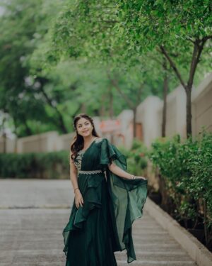 Monalisa Bagal Instagram - 🍀🌿🌱💚

💄 @delightful_you_ 
👗 @rashmi.s_the_rental_boutique 
📸 @creative_pixels1 

#monalisabagal #saree #smile #cute #marathi #actress
