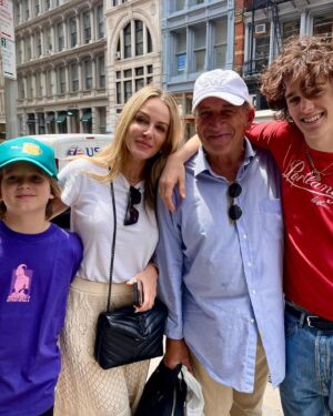 Monet Mazur Instagram - New York summrz etc.🍦🐢🍓