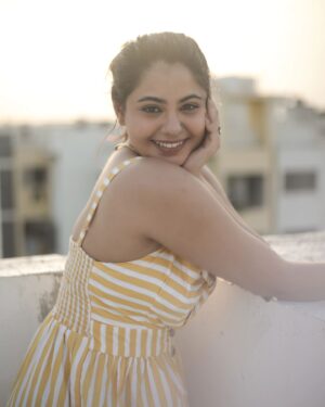 Monica Chinnakotla Instagram - Straight Outta Camera ✨️ @monicachinnakotla 

#fashion #style #love #instagood #mood #photography #photoshop #photooftheday #ａｅｓｔｈｅｔｉｃ #instagram #picoftheday #model #explorepage✨ #sunset #beauty #exploretocreate #photooftheday #exploretocreate #retouch #ootd #explorepage #beautiful #yellow #happy #mood #instalike #aesthetic #fashionstyle #camera #TeamImpressionsStudio