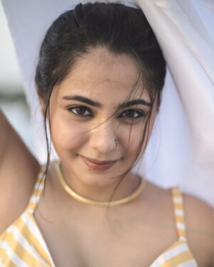 Monica Chinnakotla Instagram - Straight Outta Camera ✨️ @monicachinnakotla 

#fashion #style #love #instagood #mood #photography #photoshop #photooftheday #ａｅｓｔｈｅｔｉｃ #instagram #picoftheday #model #explorepage✨ #sunset #beauty #exploretocreate #photooftheday #exploretocreate #retouch #ootd #explorepage #beautiful #yellow #happy #mood #instalike #aesthetic #fashionstyle #camera #TeamImpressionsStudio