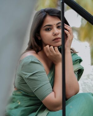 Monica Chinnakotla Instagram - ✨
Photography @sk24official 
.
.
.
#photoshoot #traditional #elegant #pastel #saree #simple #minimal #photo #photography #actor