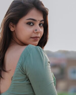 Monica Chinnakotla Instagram - ✨
Photography @sk24official 
.
.
.
#photoshoot #traditional #elegant #pastel #saree #simple #minimal #photo #photography #actor
