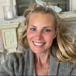 Monica Potter Instagram - My heart is full 💗 thank you so much for the birthday wishes 💗 I’m excited to share more of my journey with you guys. I’m not a victim. I’m not a survivor. I’m not any of it. I am just me and the only reason I’m here is to walk through this so that I can help other people that’s it that’s it. I love my job I love my business. I love my family I love God I love people I love those that don’t love themselves because they don’t feel like they’re worthy. I have learned more from those people than anybody. Those are the true angels on earth and they’re sent from God and I am beyond grateful and God bless everybody. If anyone is struggling with this, please reach out reach out to me reach out to whomever but reach out.💗