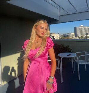 Monica Potter Instagram - Photos from Molly’s Birthday yesterday 💗💕 I can’t believe you’re 18 ! I love you so much nugget 😭🥹💗