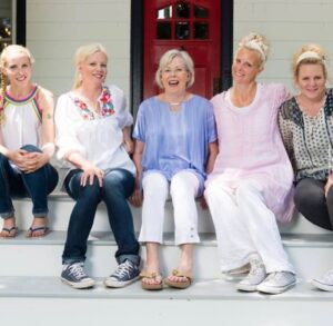 Monica Potter Instagram - I say it EVERY day...not just on Mother's Day...I got so lucky to have the Mom that I have. She is the perfect example of who I strive to be. She's loving, funny, hard-working & always thinks of others. Mom, I love you more than words can say & we're so lucky you are ours! #mothersday #loveyou #cherish #blessed #lucky