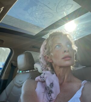 Monica Potter Instagram - Thank you to my friends here and I love you guys are-I love you all and I can’t wait to see you next month. You are pure angels in salt of the earth and I am beyond grateful to know you and have you part of my family. Forever.❤️
