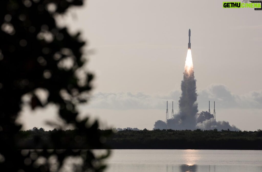 Monica Raymund Instagram - Mars rover launch this morning! After a 4.5 earthquake woke up LA, I logged on and got to see this historic launch at 4:50amPST. Hoping the mission continues successfully. TO LIFE!! p/b @jkowsky for @nasa