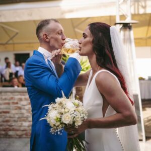 Monika Chochlíková Instagram - Mr. & Mrs. Tadlánek ♥️

#Finally #wedding